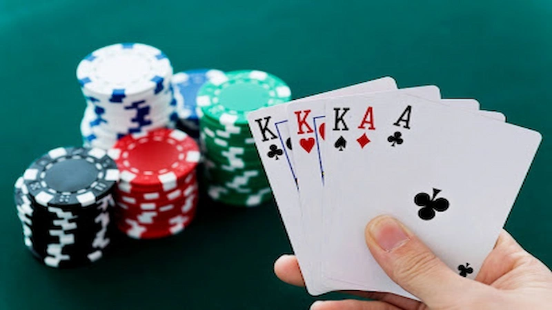 A Brief About The Title Of The Baccarat Game And How To Play This Game